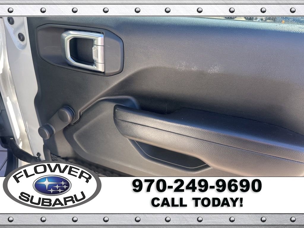 Used 2020 Jeep Gladiator Sport image 12