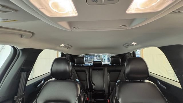 Used 2025 Ford Escape Platinum AWD/4WD image 31