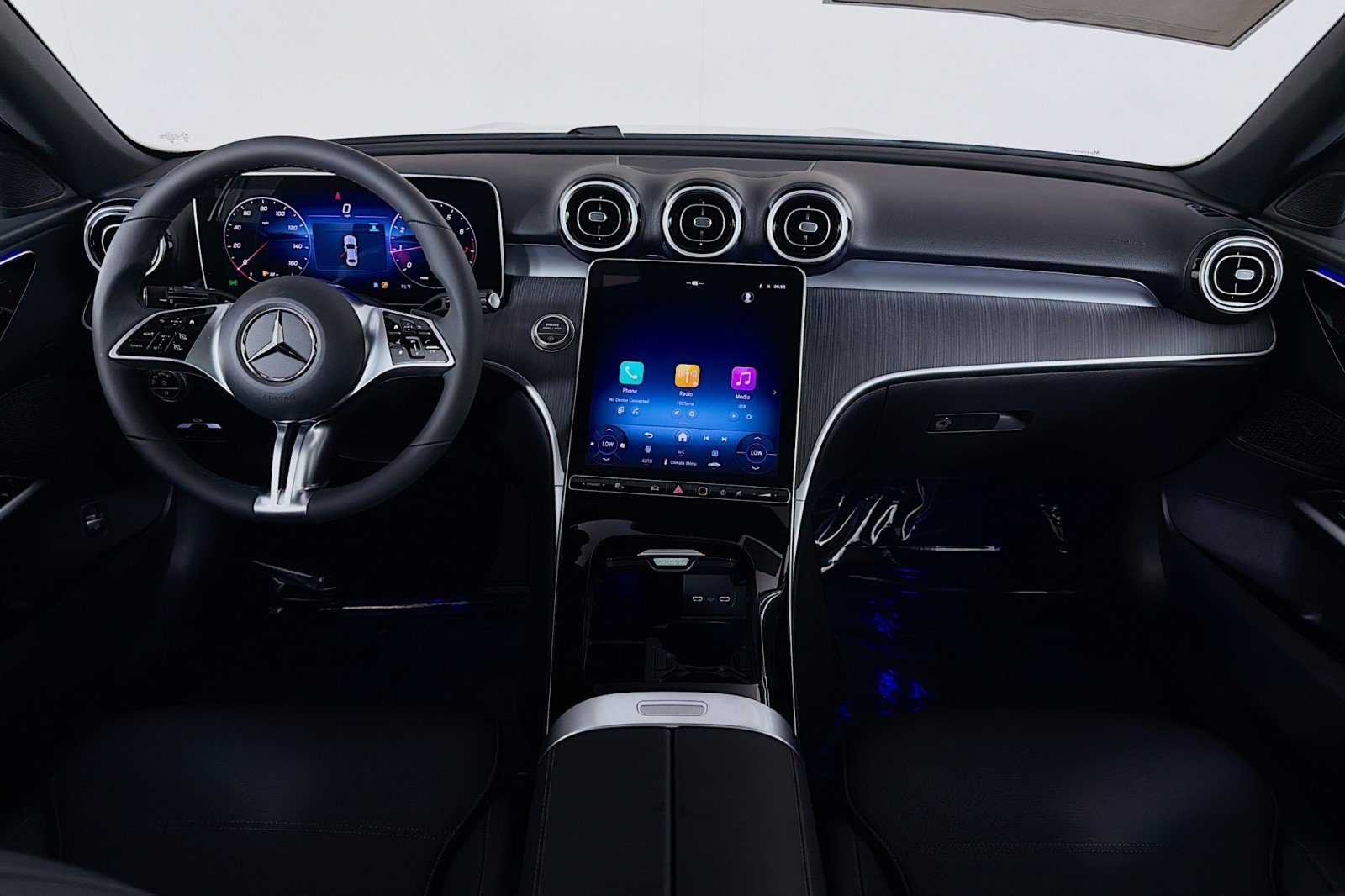 New 2026 Mercedes-Benz C 300 Sedan image 4
