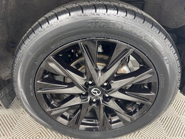 Used 2023 MAZDA CX-5 Carbon Edition image 10