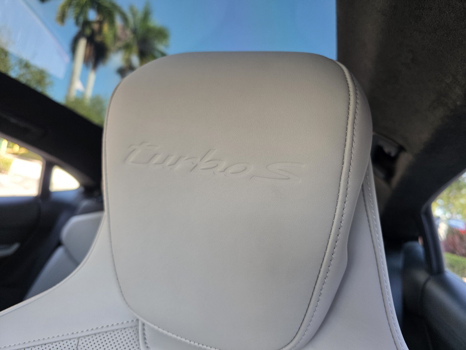 Used 2021 Porsche Taycan Turbo S AWD/4WD image 13