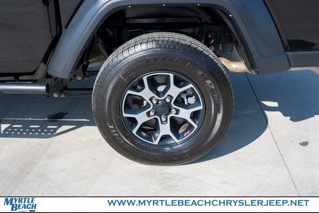 Used 2023 Jeep Gladiator Sport image 12