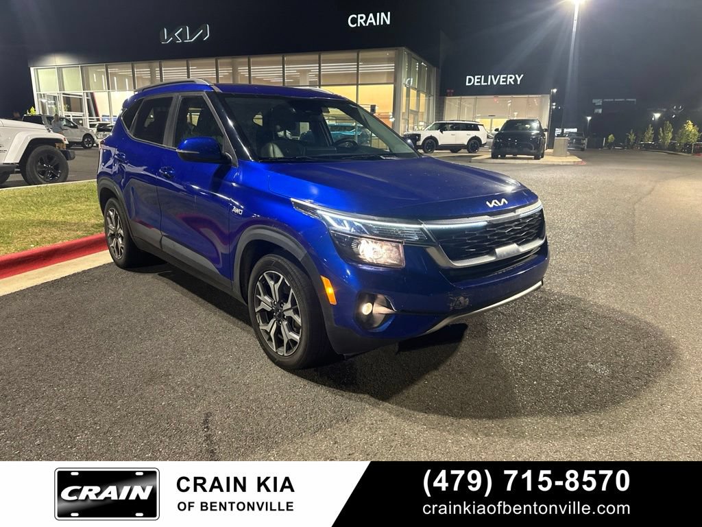 Used 2023 Kia Seltos EX AWD/4WD image 1