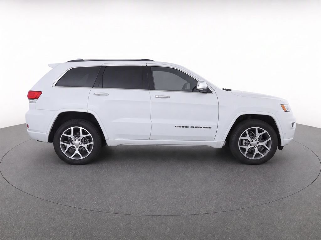 Used 2021 Jeep Grand Cherokee Overland w/ Trailer Tow Group IV RWD image 2