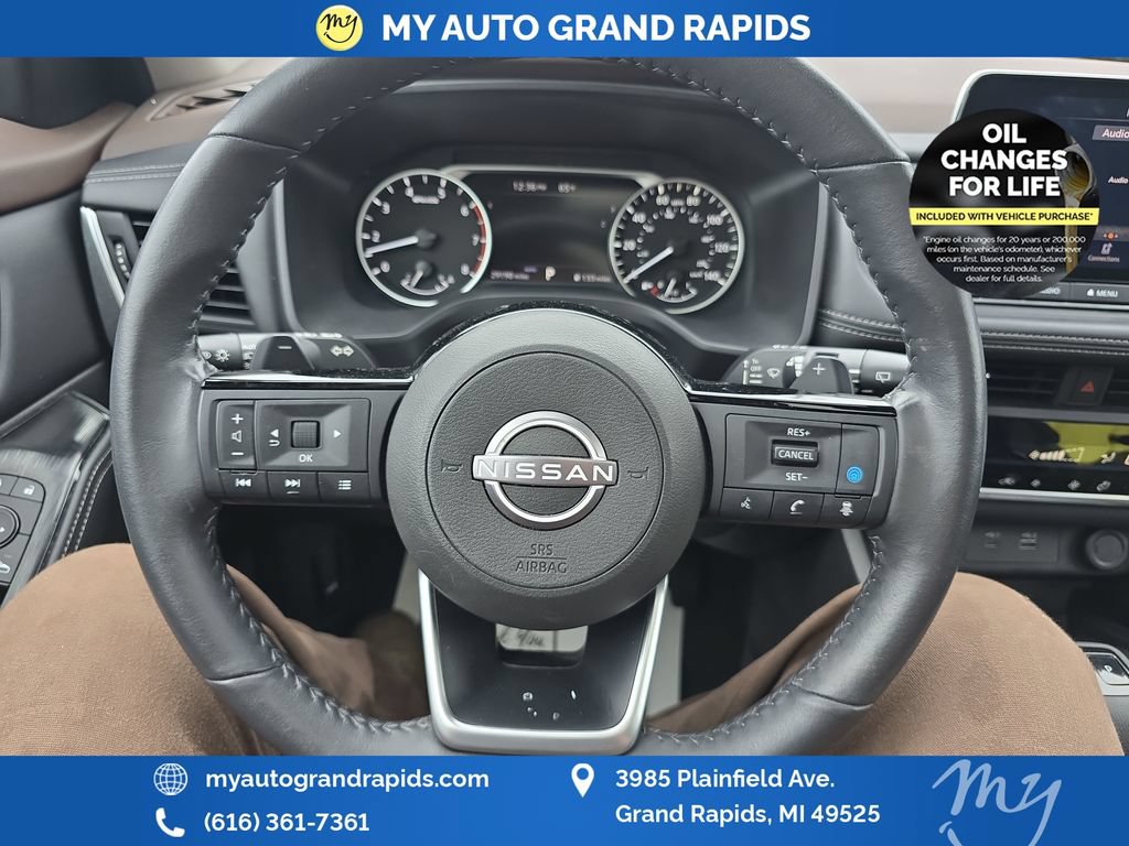 Used 2023 Nissan Rogue SV w/ SV Premium B Package AWD/4WD image 13