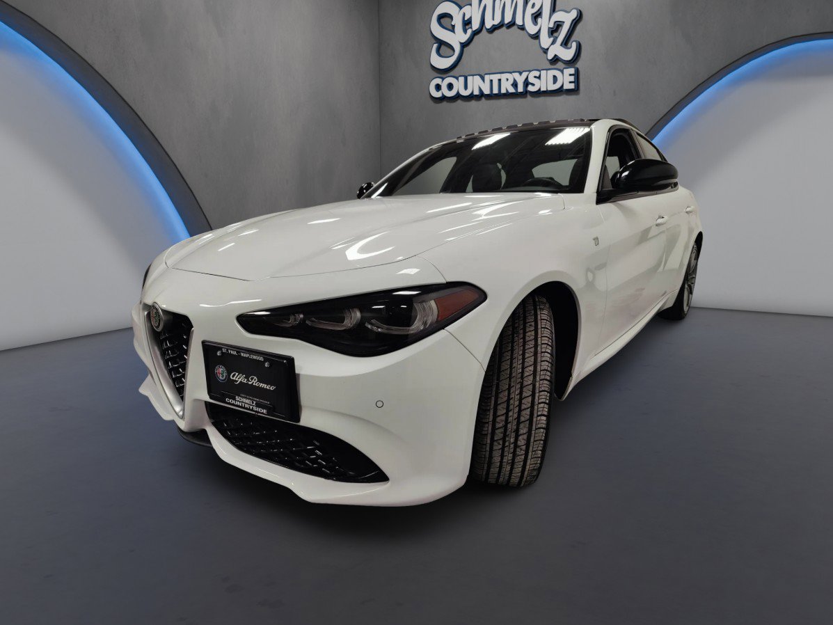 Certified 2024 Alfa Romeo Giulia Ti image 12