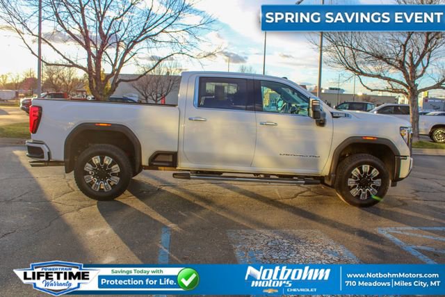 Used 2024 GMC Sierra 3500 Denali w/ Denali Reserve Package image 7