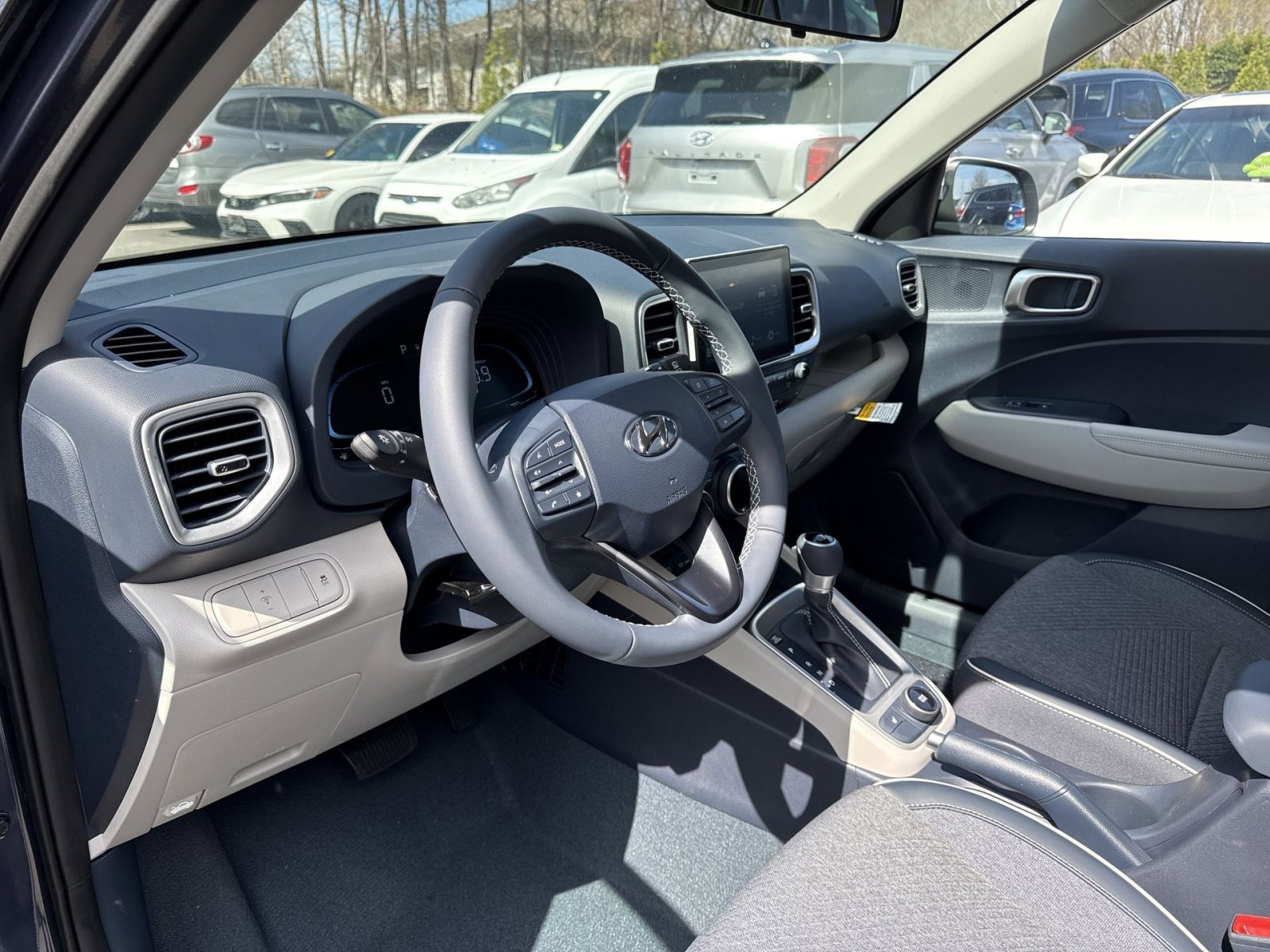 New 2026 Hyundai Venue SEL FWD image 16