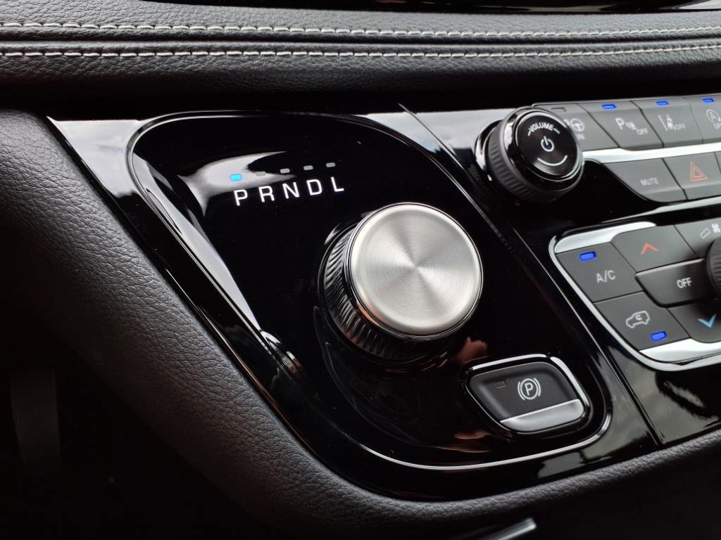 New 2025 Chrysler Pacifica Select image 15
