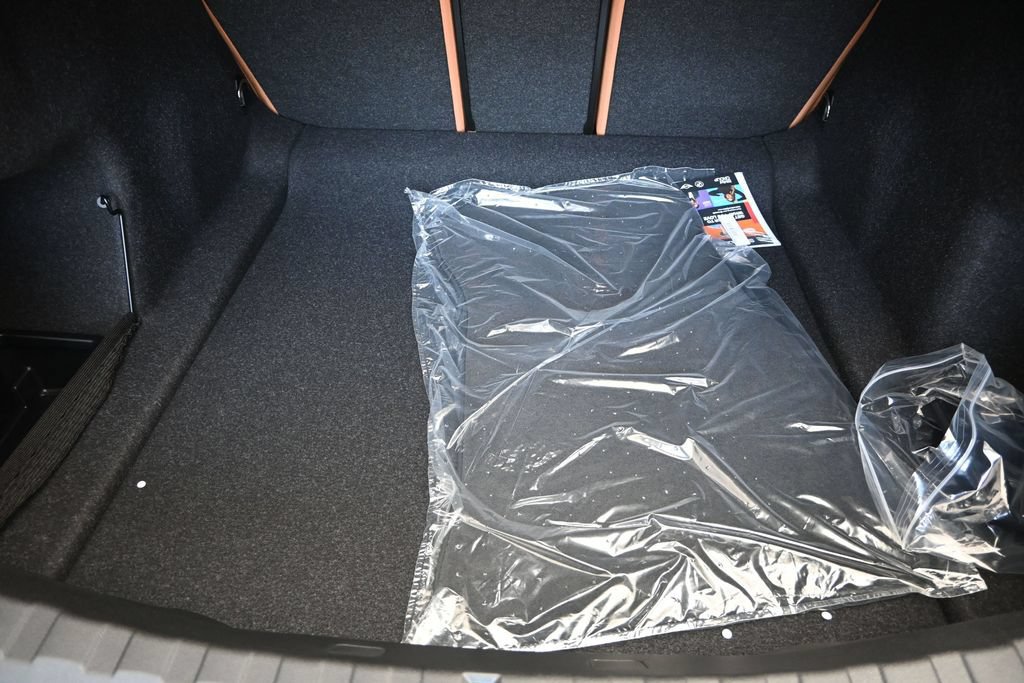 New 2026 BMW 330i Sedan w/ Premium Package RWD image 20