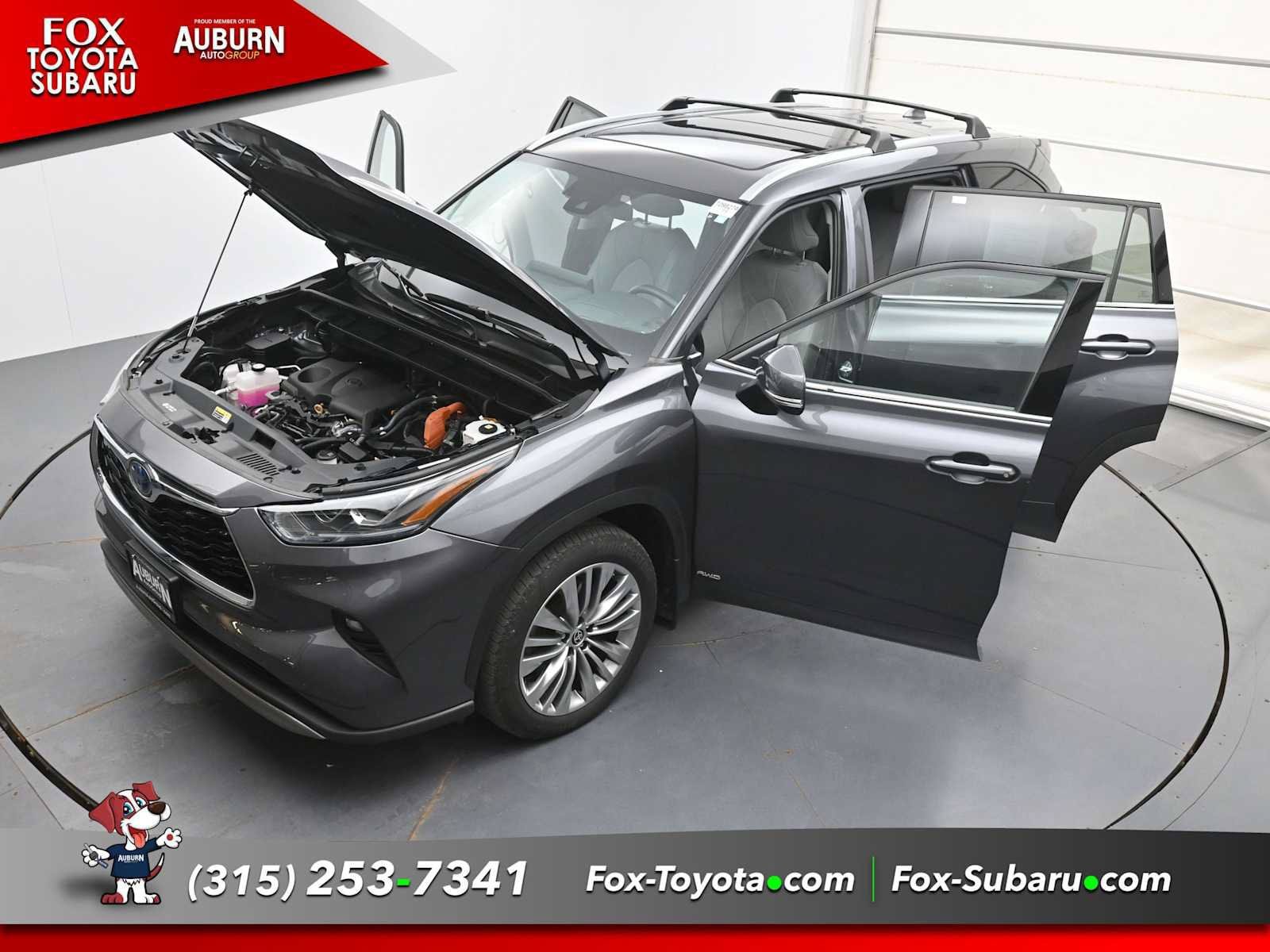 Used 2024 Toyota Highlander Platinum AWD/4WD image 42