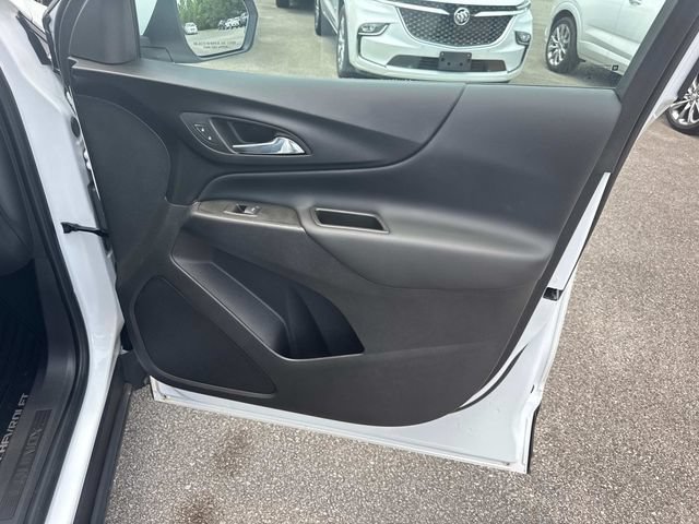 Used 2024 Chevrolet Equinox LT FWD image 23