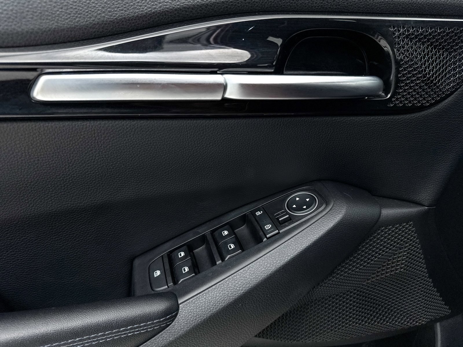 Used 2023 Kia Seltos S w/ Navigation Package image 43