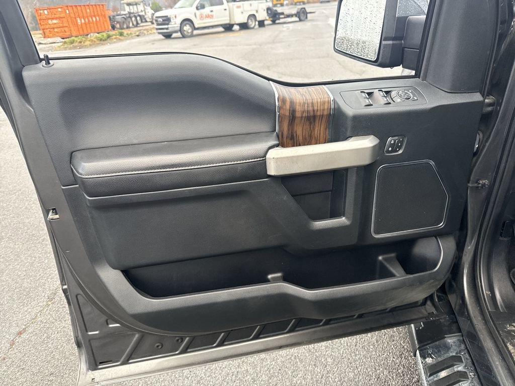 Used 2019 Ford F150 Lariat w/ Equipment Group 502A Luxury image 21