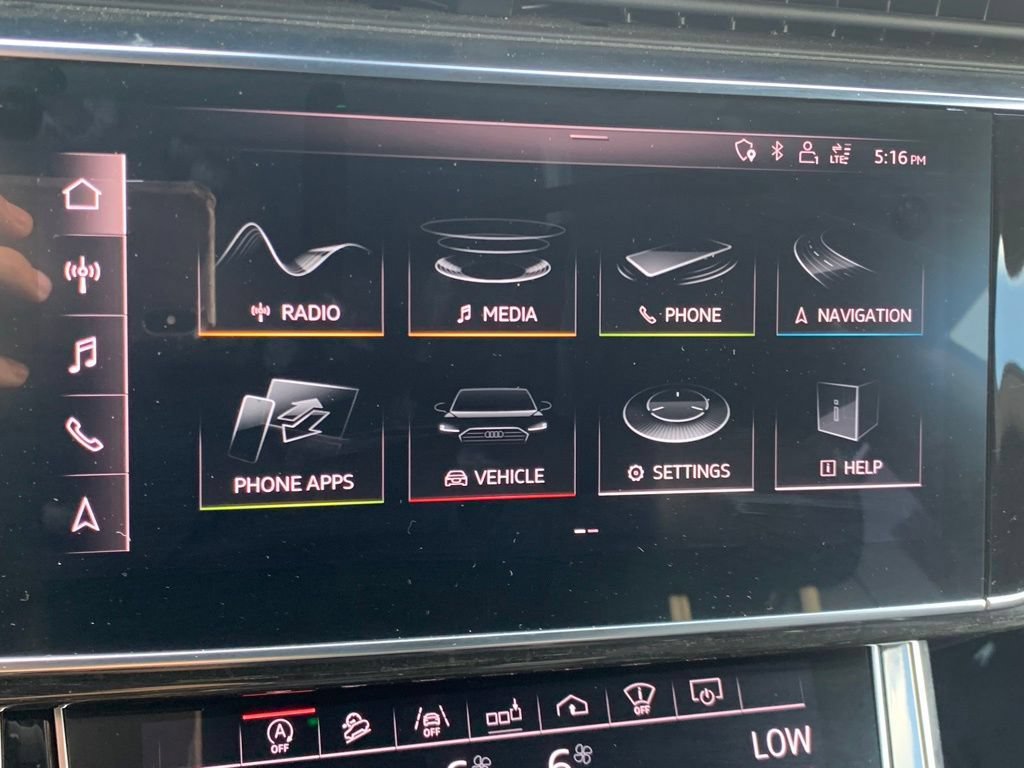 Used 2019 Audi Q8 Prestige w/ Luxury Package AWD/4WD image 67