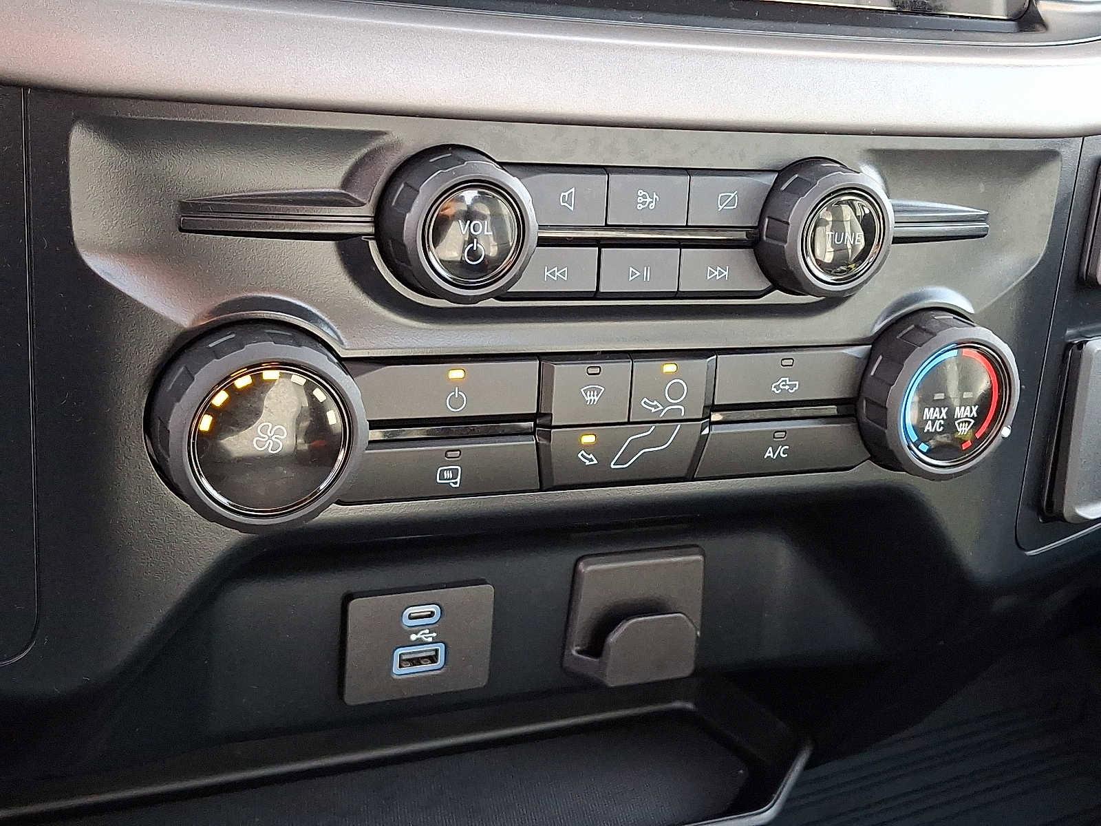 Used 2024 Ford F150 XL image 14