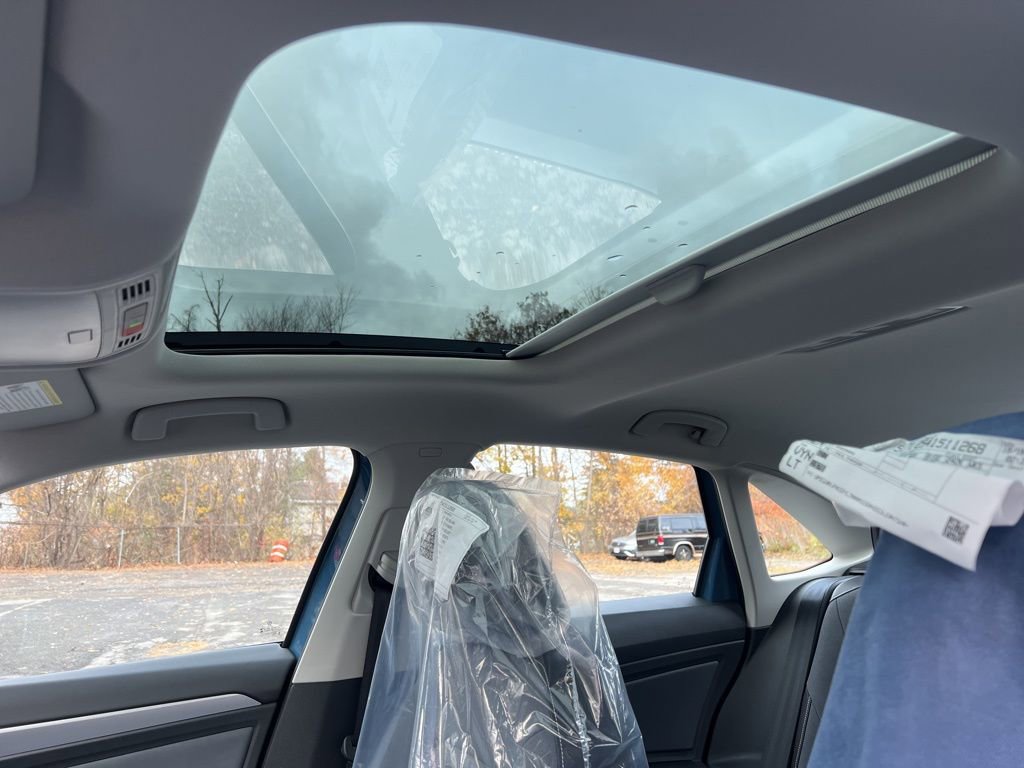 New 2026 Volkswagen Jetta SE image 14