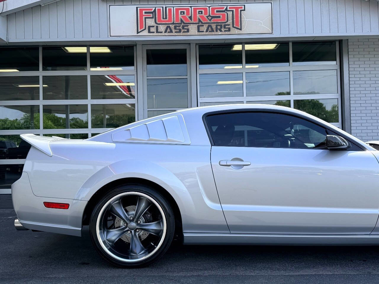 Used 2007 Ford Mustang GT Premium RWD image 9