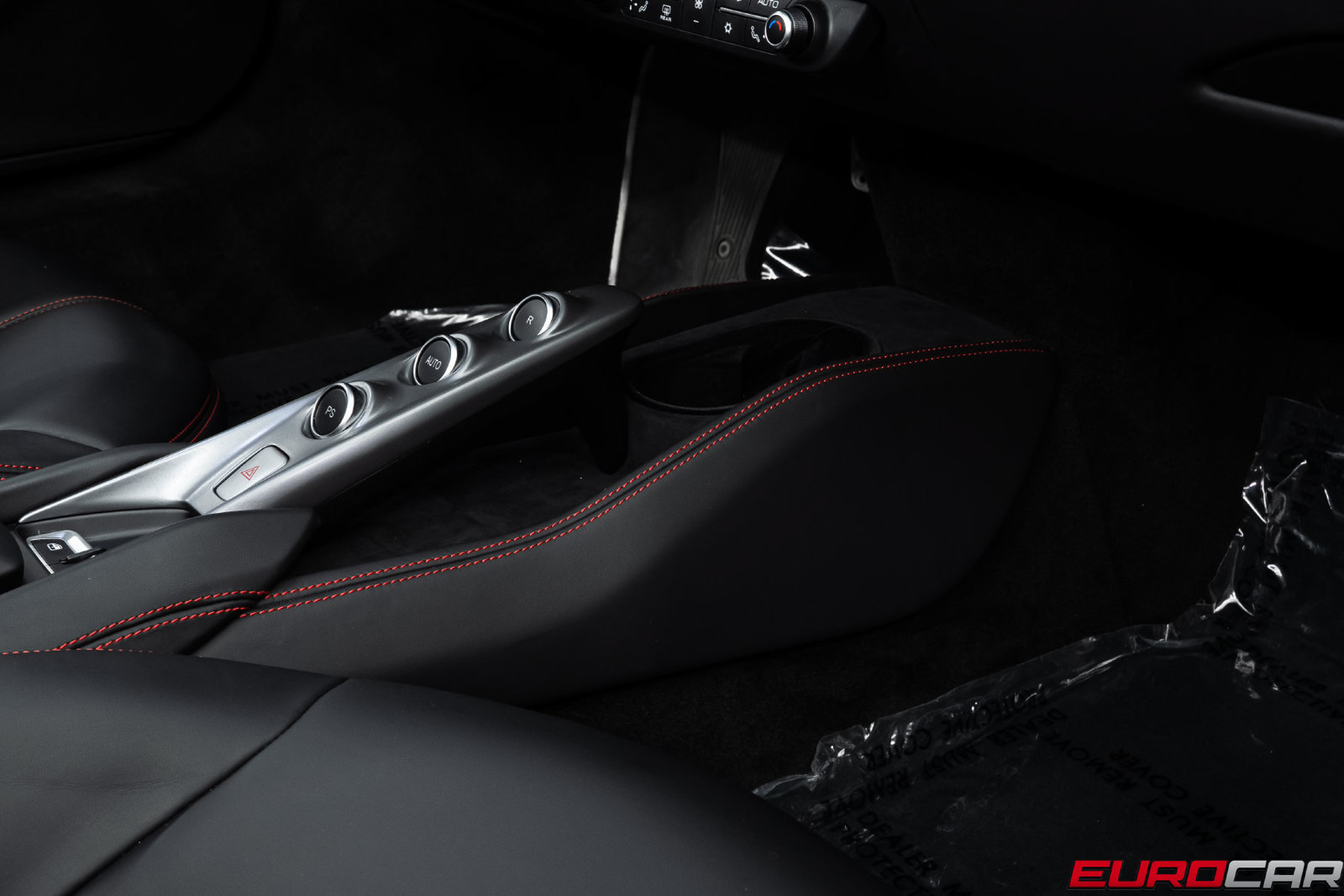 Used 2021 Ferrari F8 Tributo RWD image 40