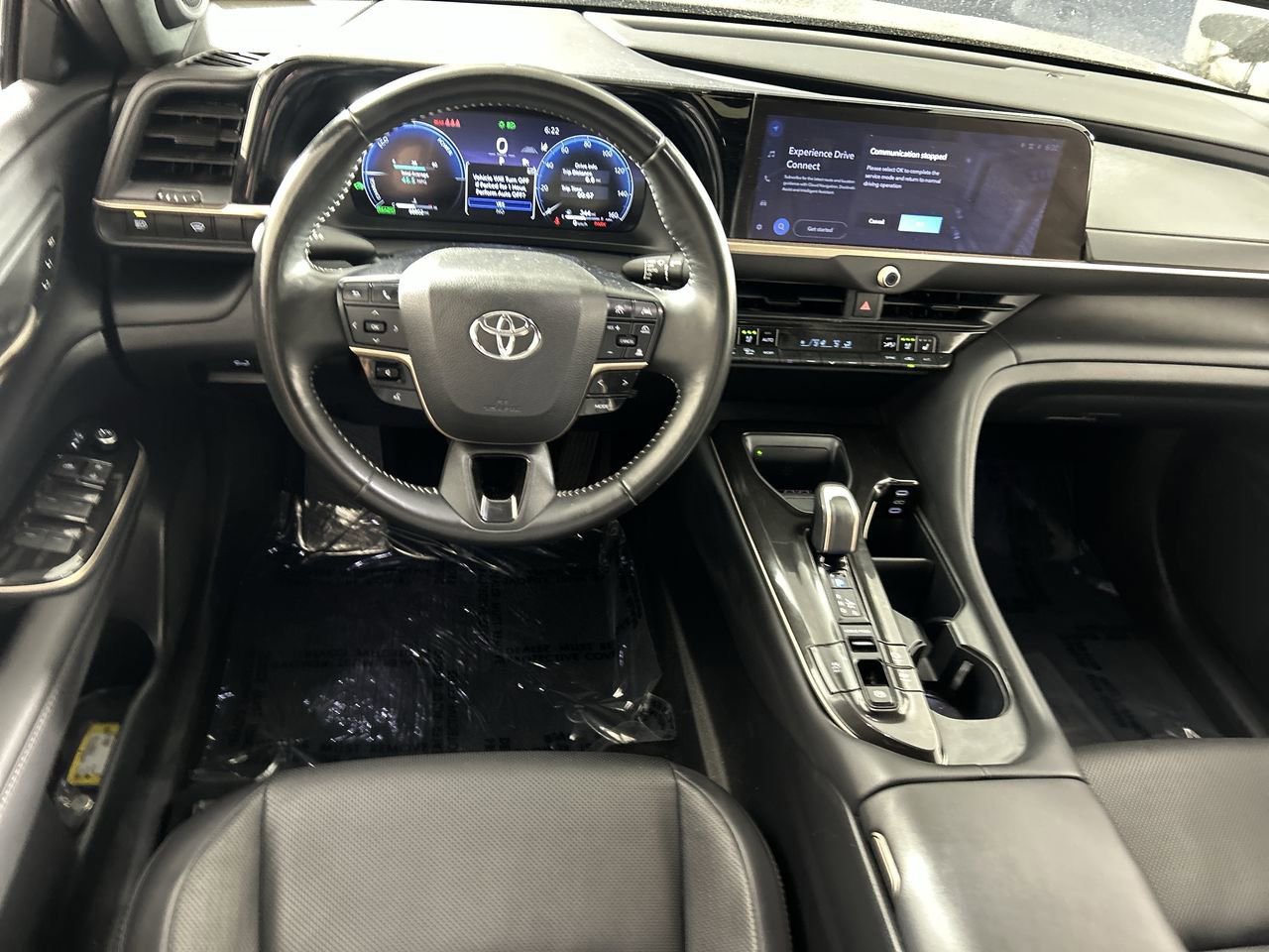 Used 2024 Toyota Crown Limited image 21