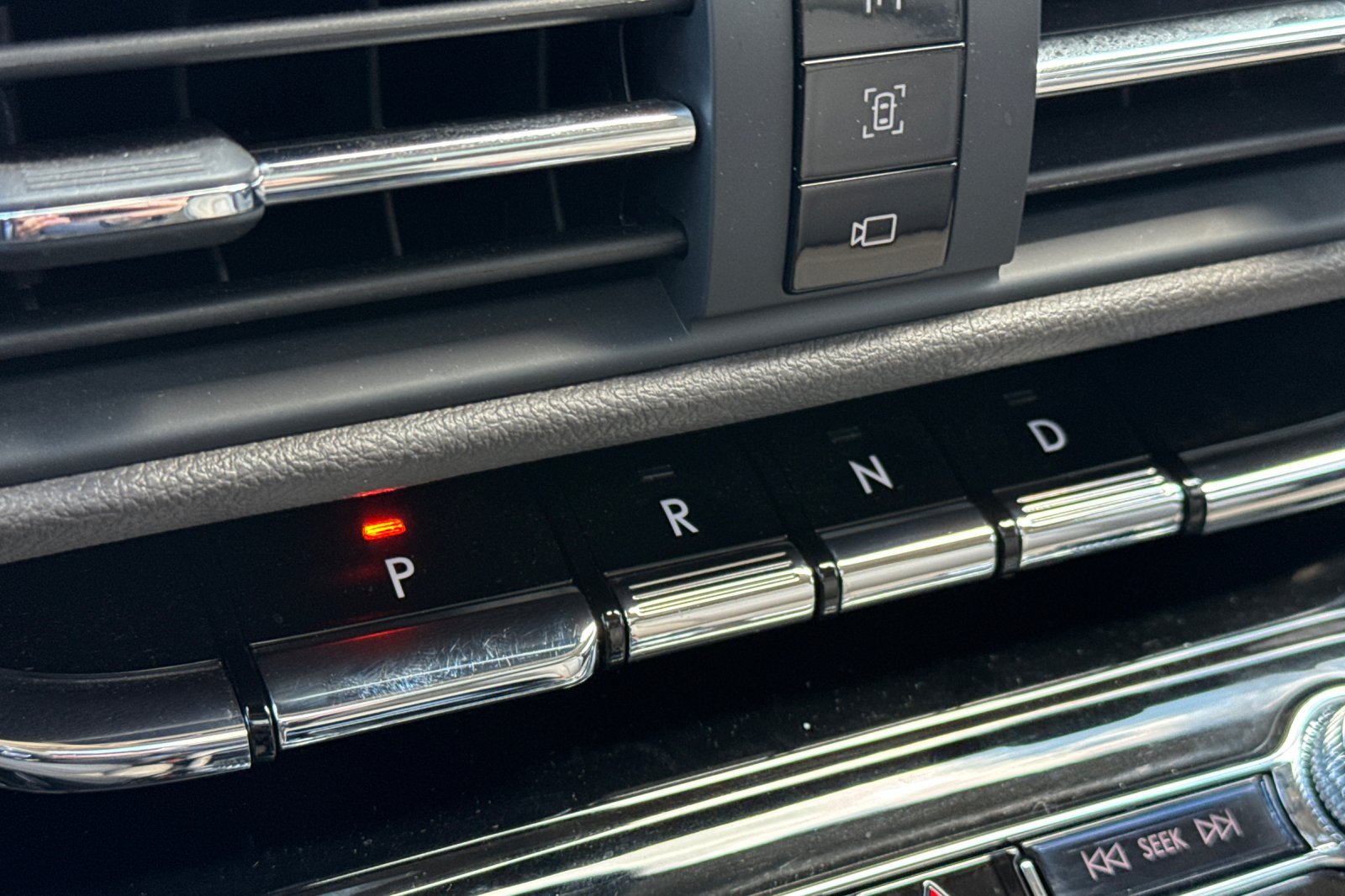 Certified 2022 Lincoln Corsair AWD w/ Premium Package image 22