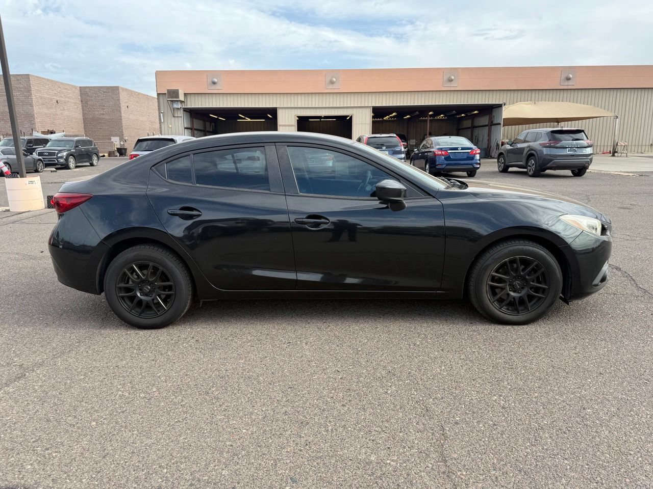 Used 2014 MAZDA MAZDA3 i Sport FWD image 4