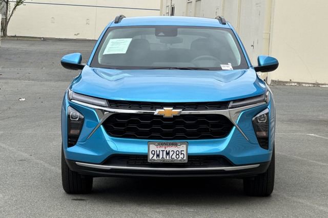 Used 2026 Chevrolet Trax LT image 9