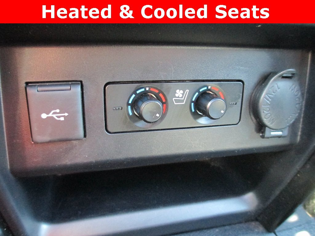 Used 2020 Toyota 4Runner Nightshade image 17