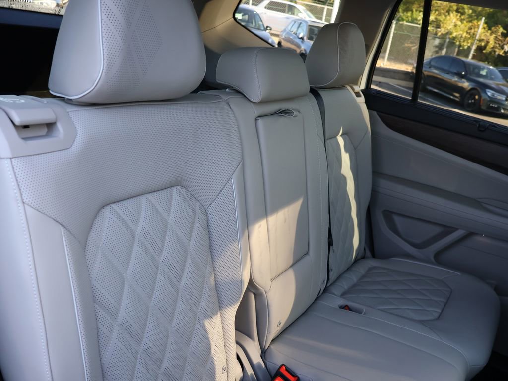 New 2026 Volkswagen Atlas SEL Premium R-Line image 17