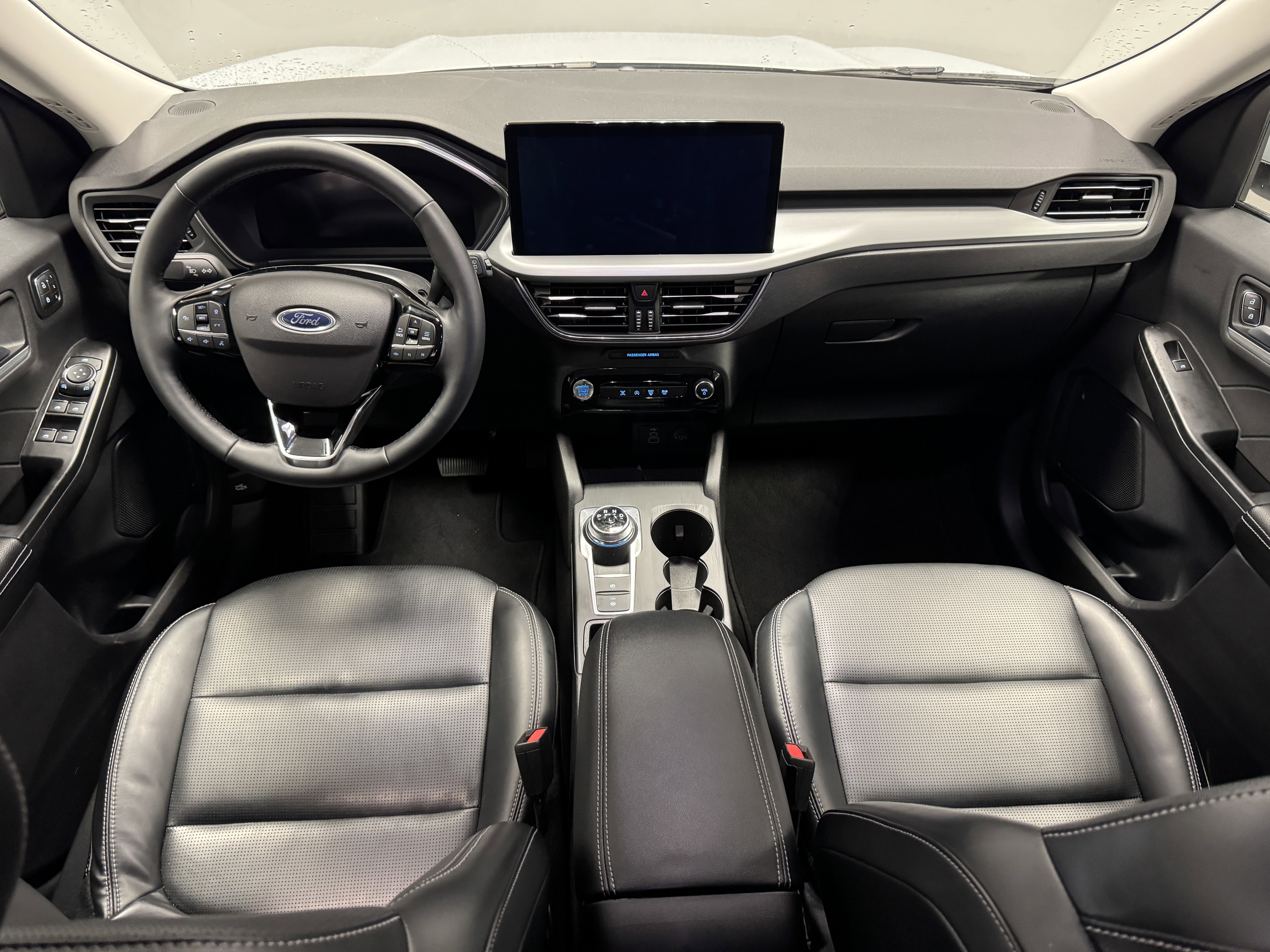 Used 2025 Ford Escape Platinum AWD/4WD image 18