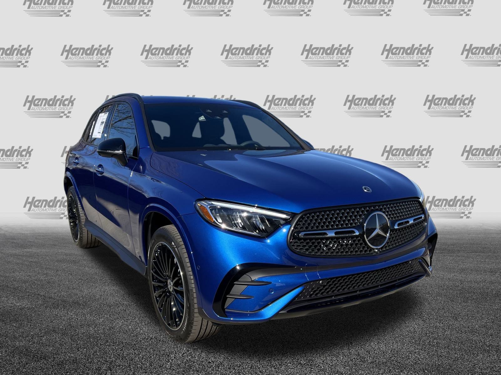 New 2026 Mercedes-Benz GLC 300 image 2
