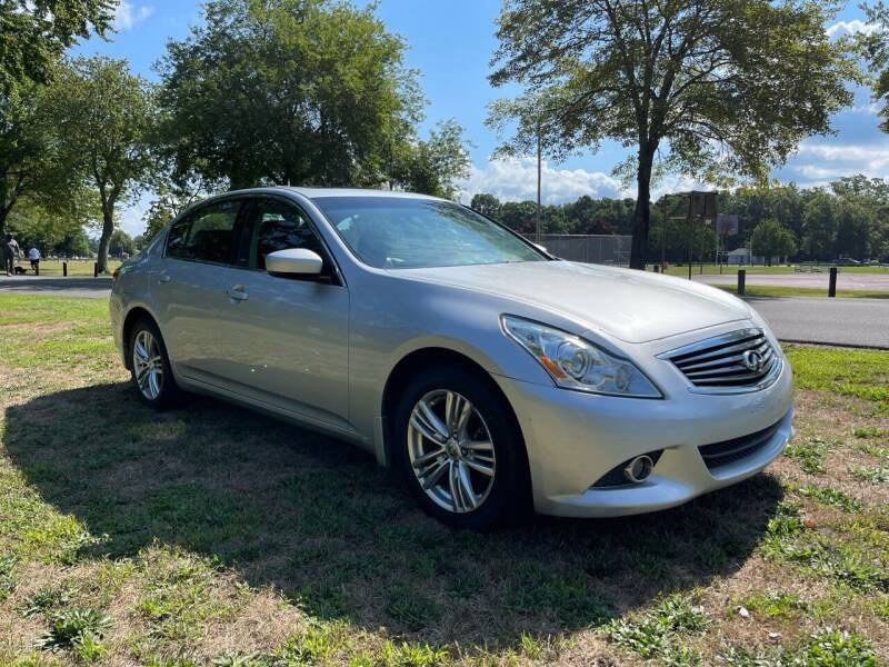Used 2012 INFINITI G37 x Sedan w/ Premium Pkg image 3