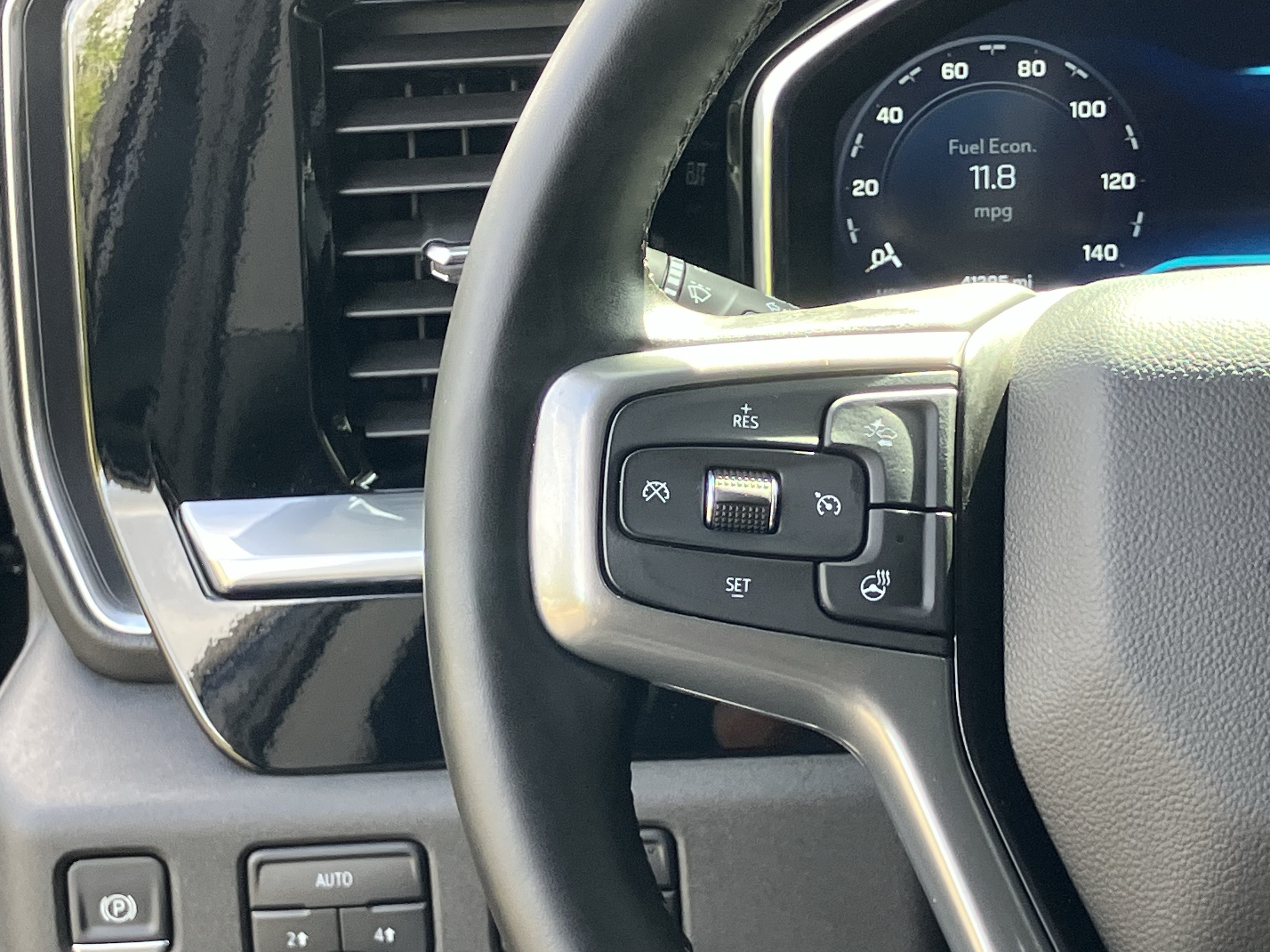 Used 2025 Chevrolet Silverado 1500 LT w/ Protection Package AWD/4WD image 21