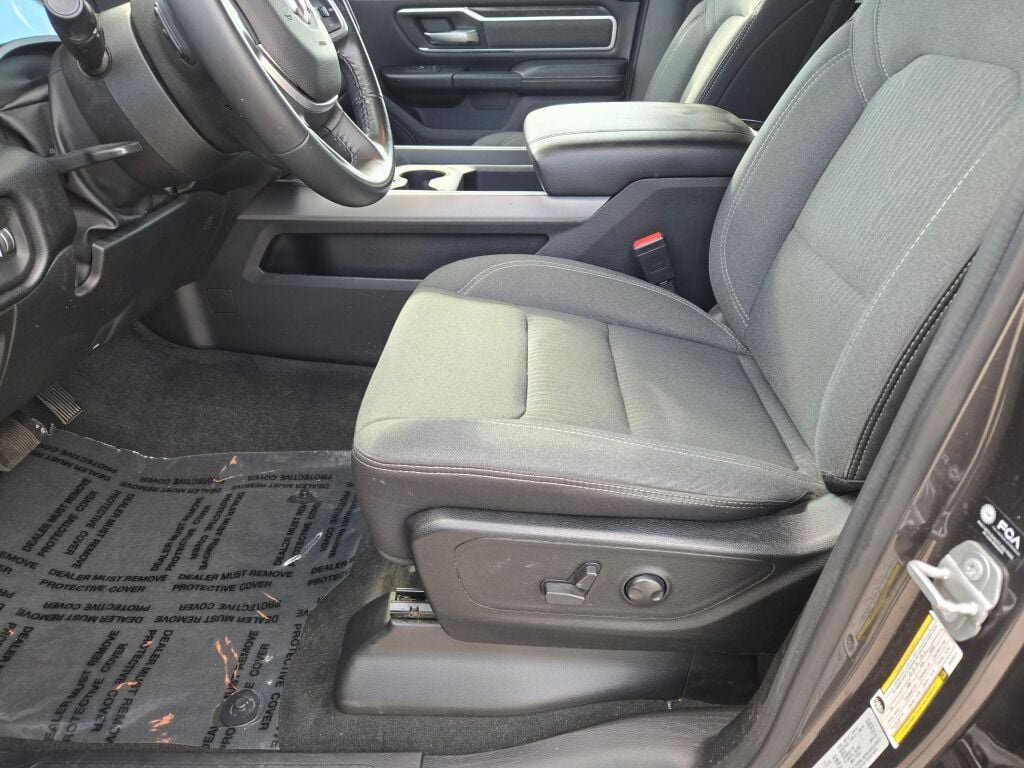 Used 2022 RAM 1500 Big Horn image 23