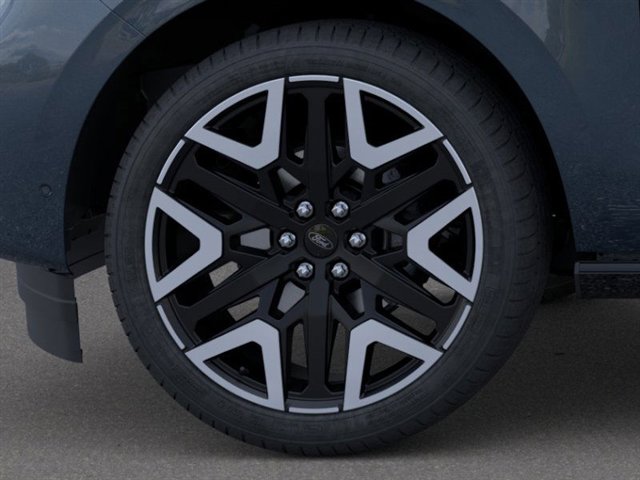 New 2026 Ford Expedition Max Platinum image 20