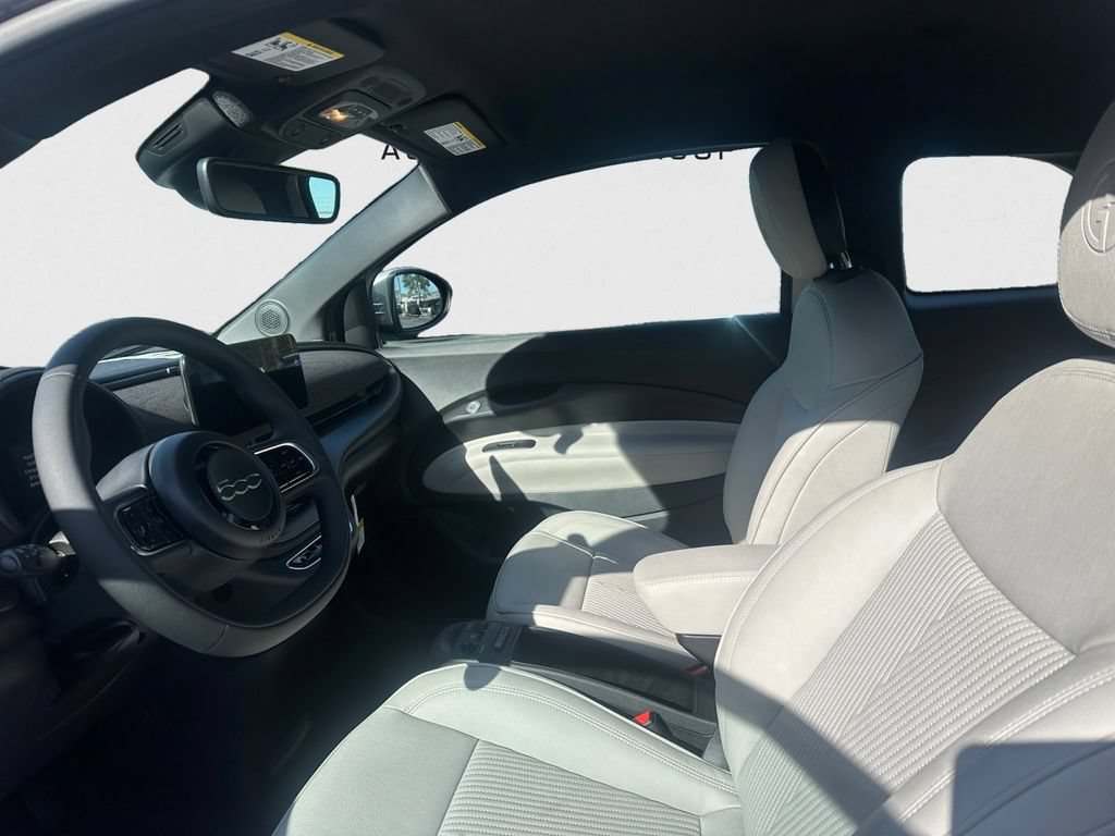 New 2025 FIAT 500 e FWD image 24