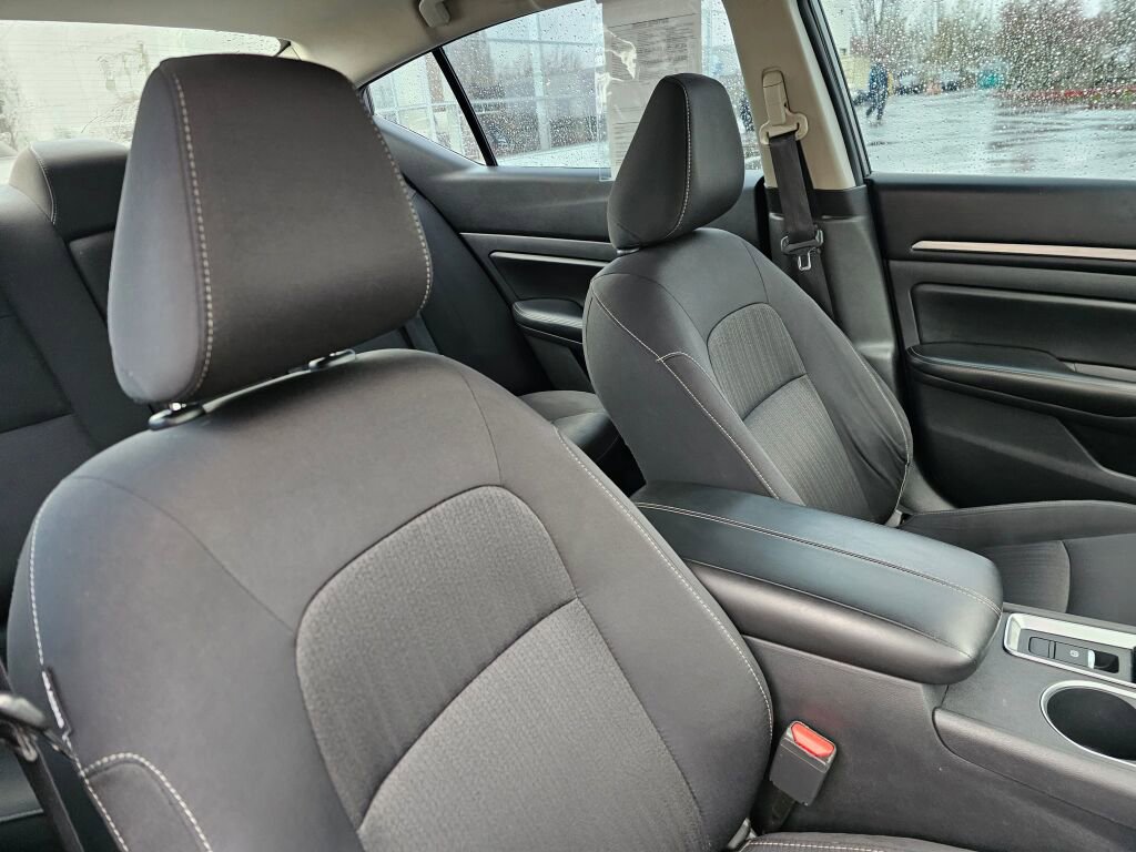 Used 2022 Nissan Altima 2.5 SV image 12