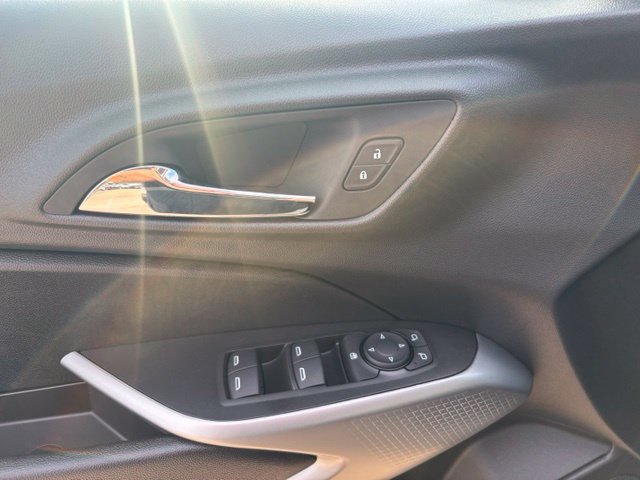 New 2026 Chevrolet Trax RS w/ Driver Confidence Package FWD image 19