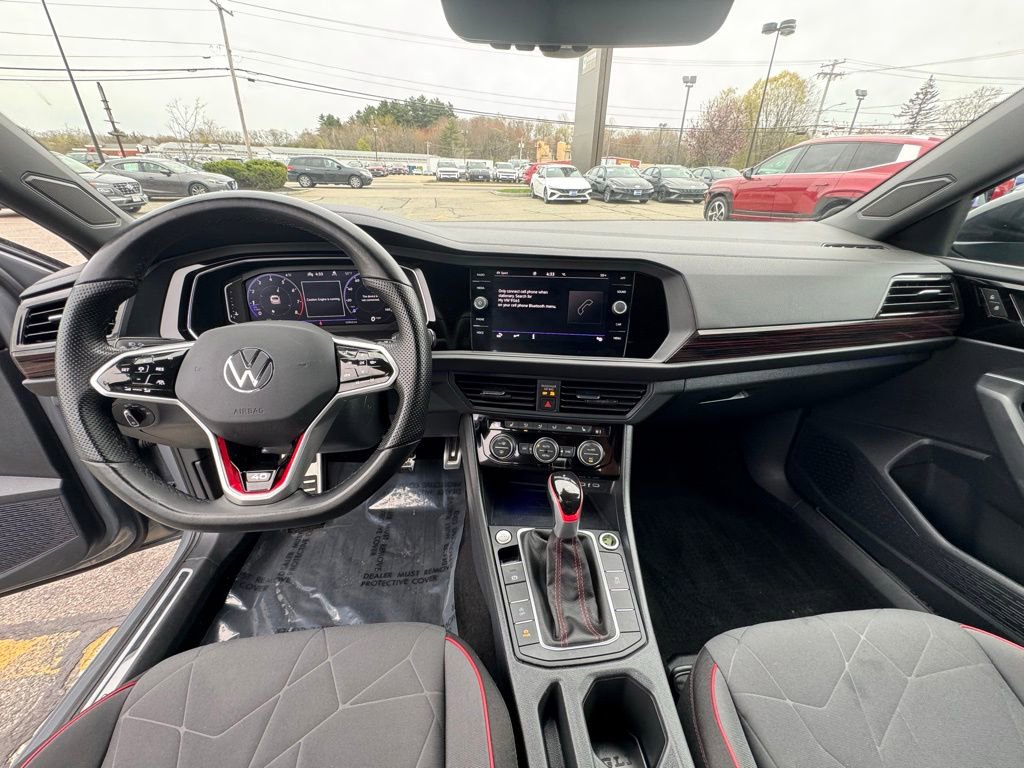 Used 2024 Volkswagen Jetta GLI 40th Anniversary Edition FWD image 14