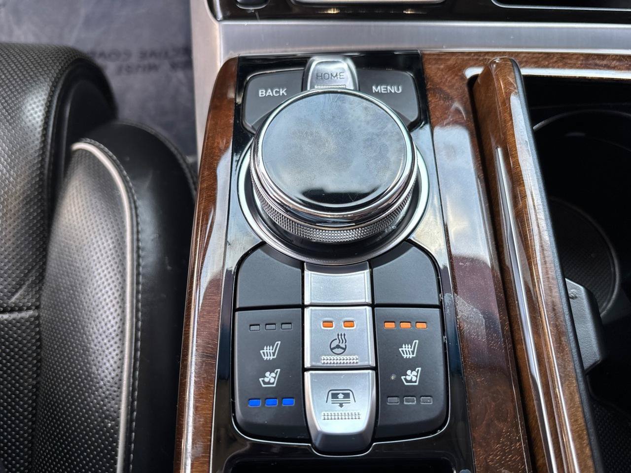 Used 2018 Genesis G90 5.0 Ultimate AWD/4WD image 25