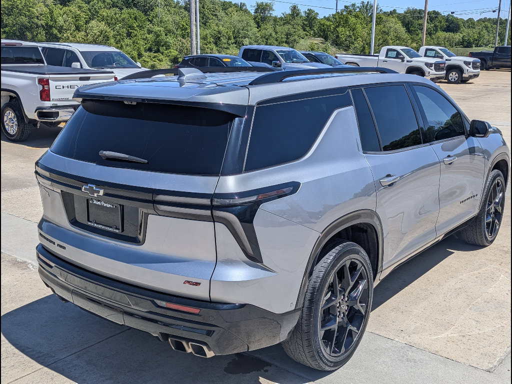 Used 2024 Chevrolet Traverse RS AWD/4WD image 7