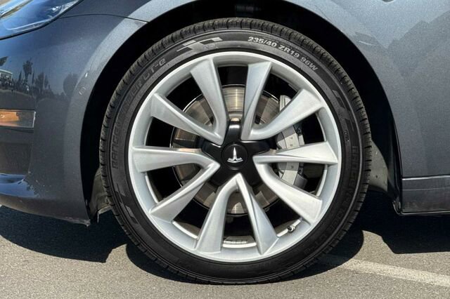 Used 2019 Tesla Model 3 Standard Range RWD image 24