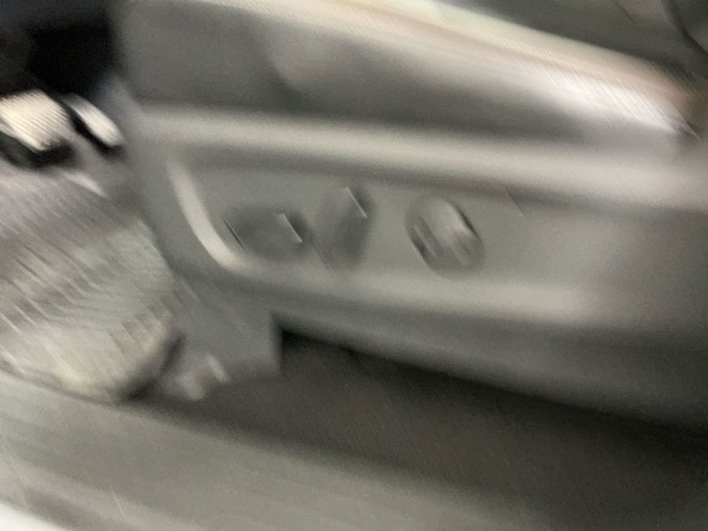 Used 2023 Nissan Pathfinder Platinum image 22