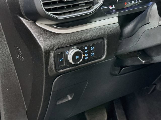 Used 2022 Ford Explorer XLT w/ Equipment Group 202A RWD image 10
