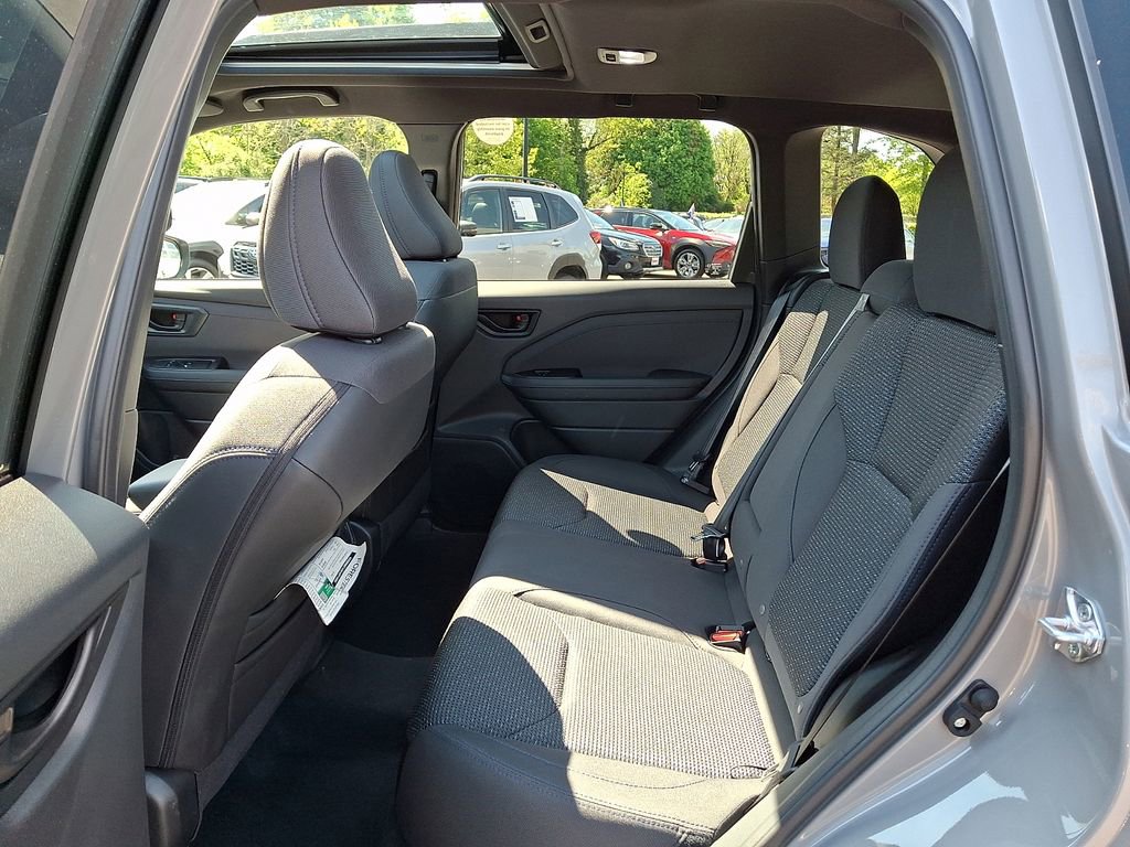 Used 2025 Subaru Forester Premium AWD/4WD image 10