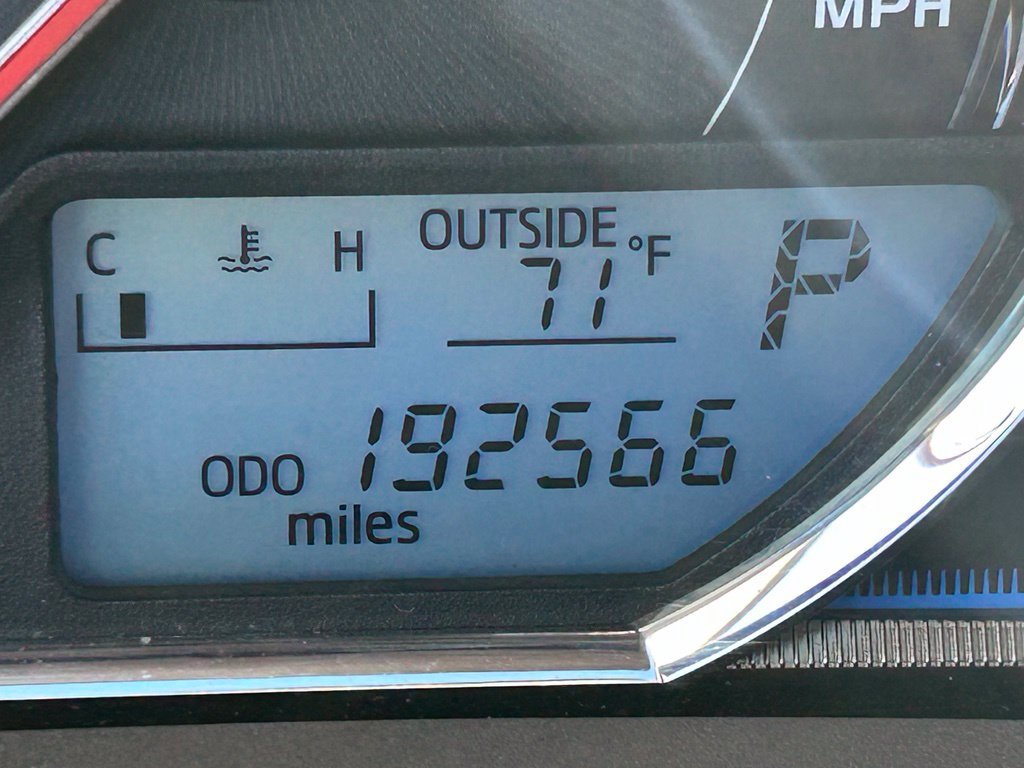 Used 2013 Toyota RAV4 Limited AWD/4WD image 15