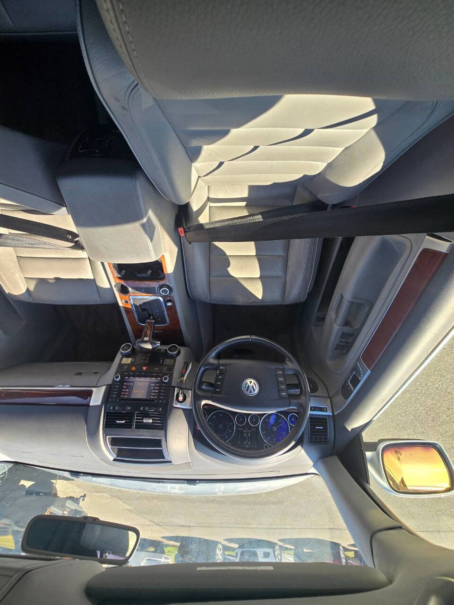 Used 2005 Volkswagen Touareg V6 AWD/4WD image 36