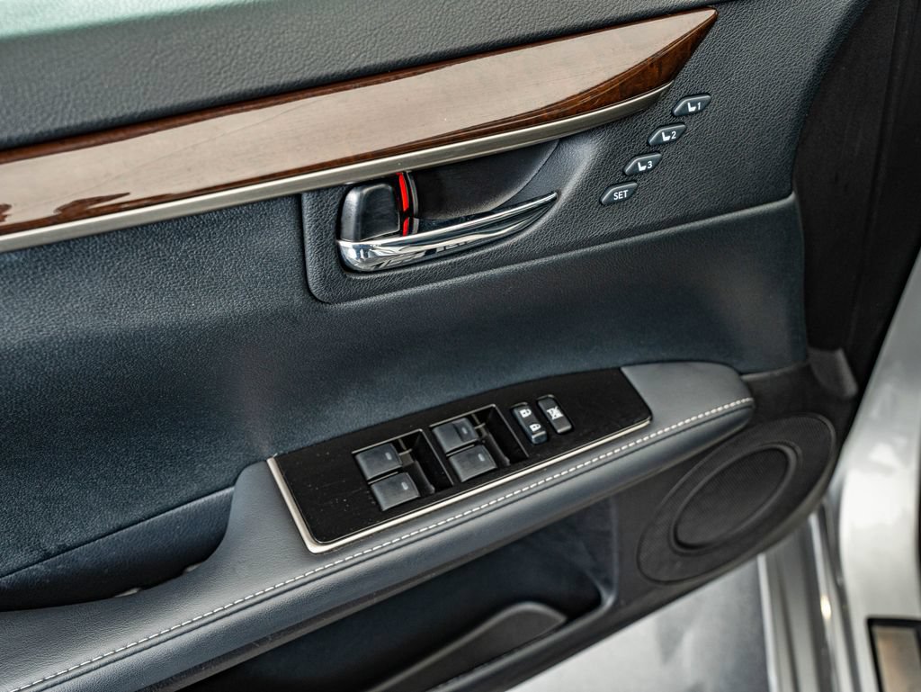 Used 2018 Lexus ES 350 w/ Premier Package FWD image 18