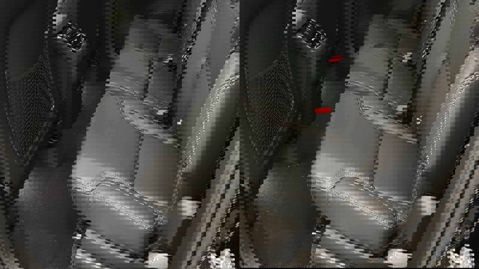 New 2026 Volvo XC90 B6 Ultra w/ Protection Package Premier image 27