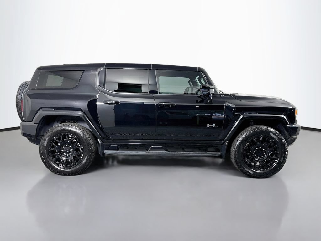 Certified 2025 GMC Hummer EV 2X w/ LPO, Cargo Utility Package AWD/4WD image 8